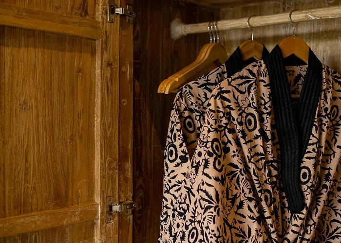 Gynandha